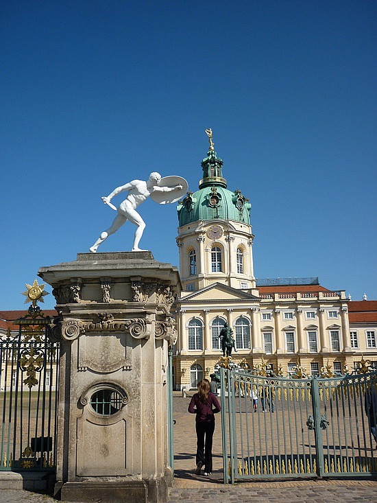entrance-to-prussian-palace Прусский дворец